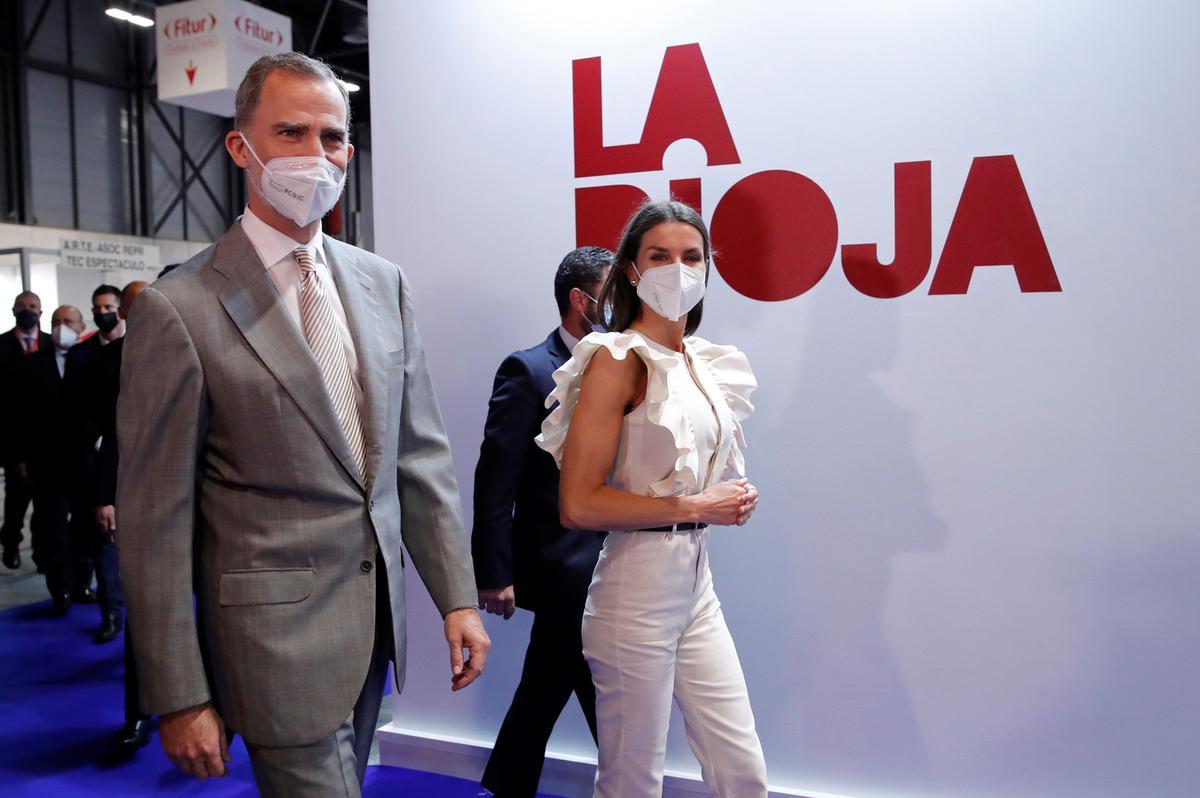 Los Reyes presiden la inauguración de Fitur