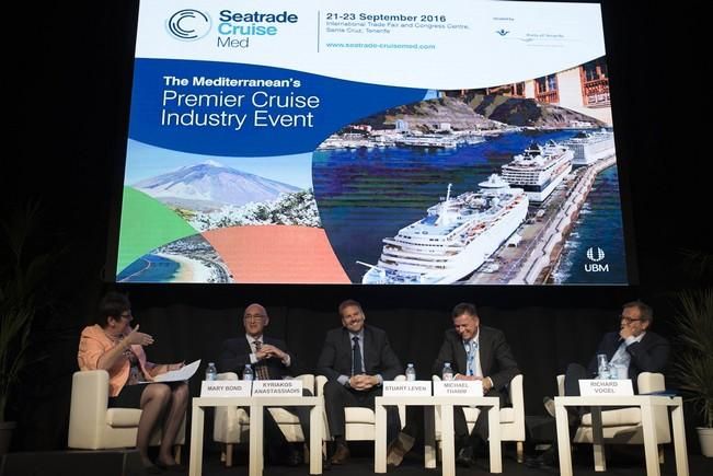 21/09/2016.TENERIFE.Reportaje de la feria Seatrade Cruise Med..Recinto Ferial Santa Cruz