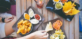 Lo que debes desterrar de tu dieta según los nutricionistas para perder peso sin esfuerzo