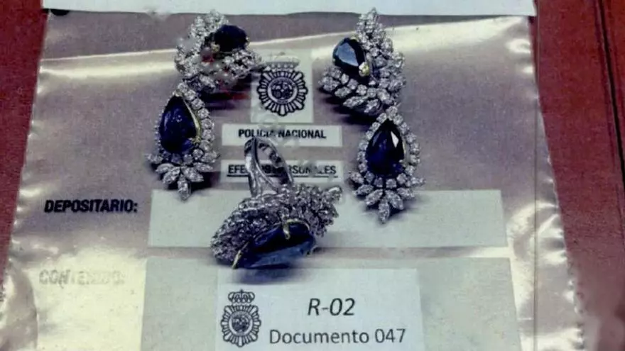 Estas son las joyas halladas por la Policía en el despacho de Zapatero