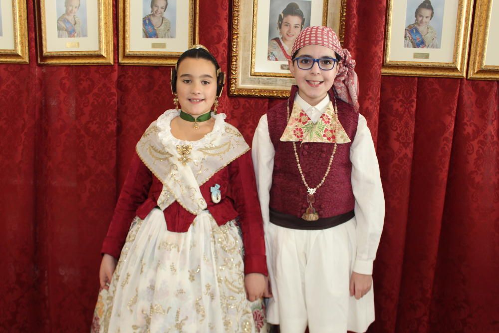 La "mini alfombra roja" de la exaltación de la fallera mayor infantil 2020