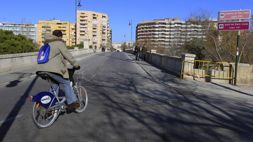 Pont de Sant Josep, uno de los históricos de la ciudad.