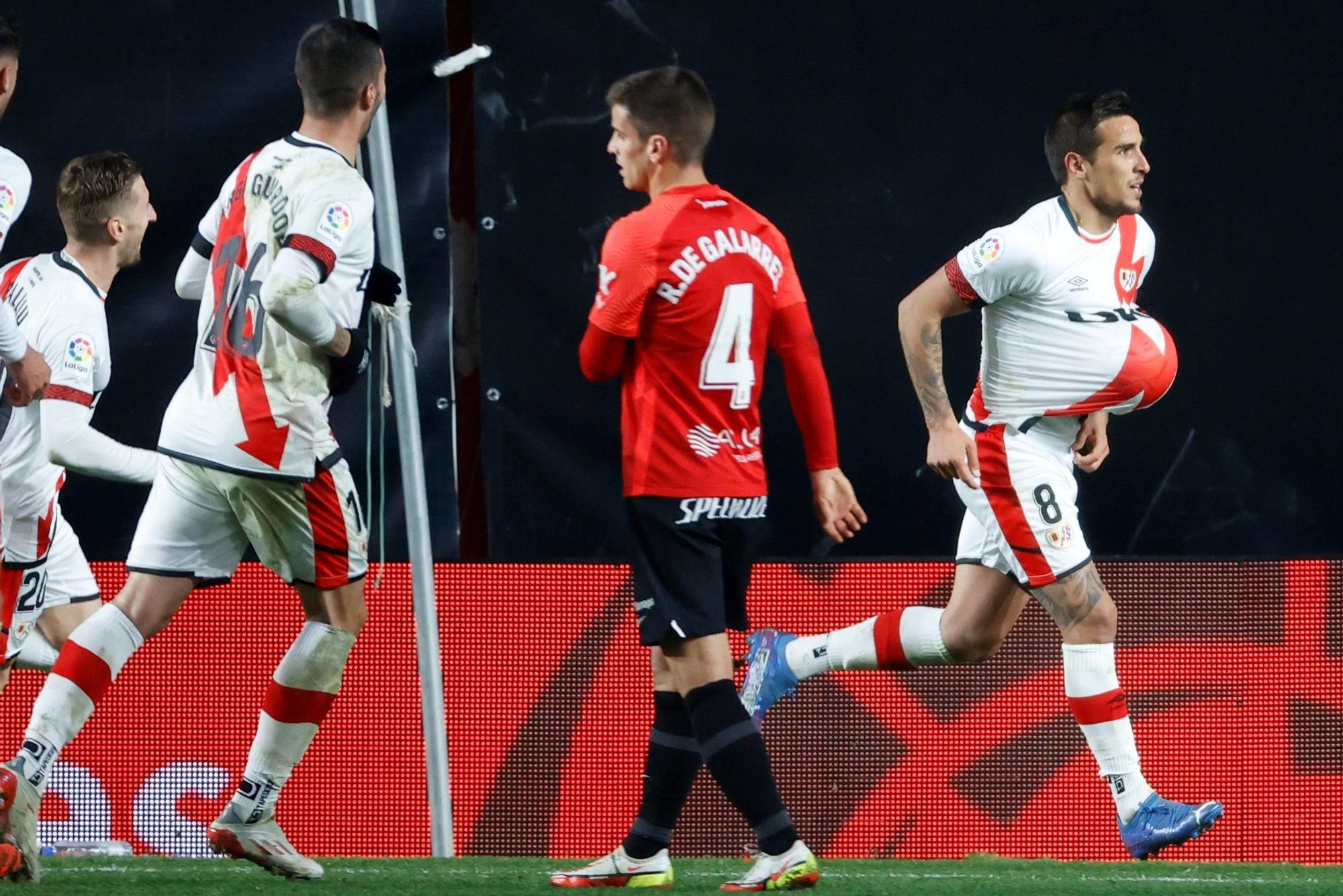 Esperpéntico Mallorca en Vallecas (3-1)