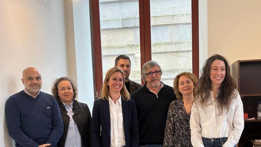 Flores ya trabaja en movilizar apoyos de cara a la segunda vuelta: "A remontada é posible"