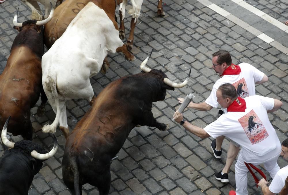 Imágenes del segundo encierro de los Sanfermines de 2019.