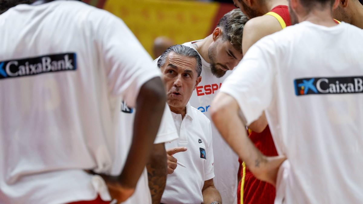 Escariolo, dando instrucciones al equipo