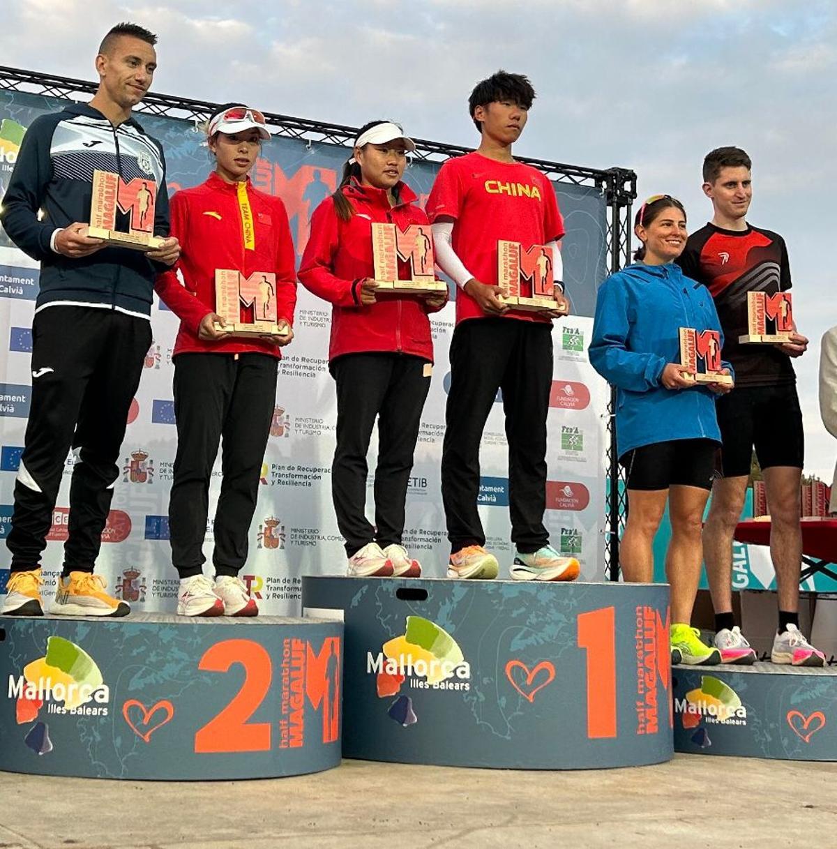 Podio de los 10.000 metros en la Half Marathon Magaluf