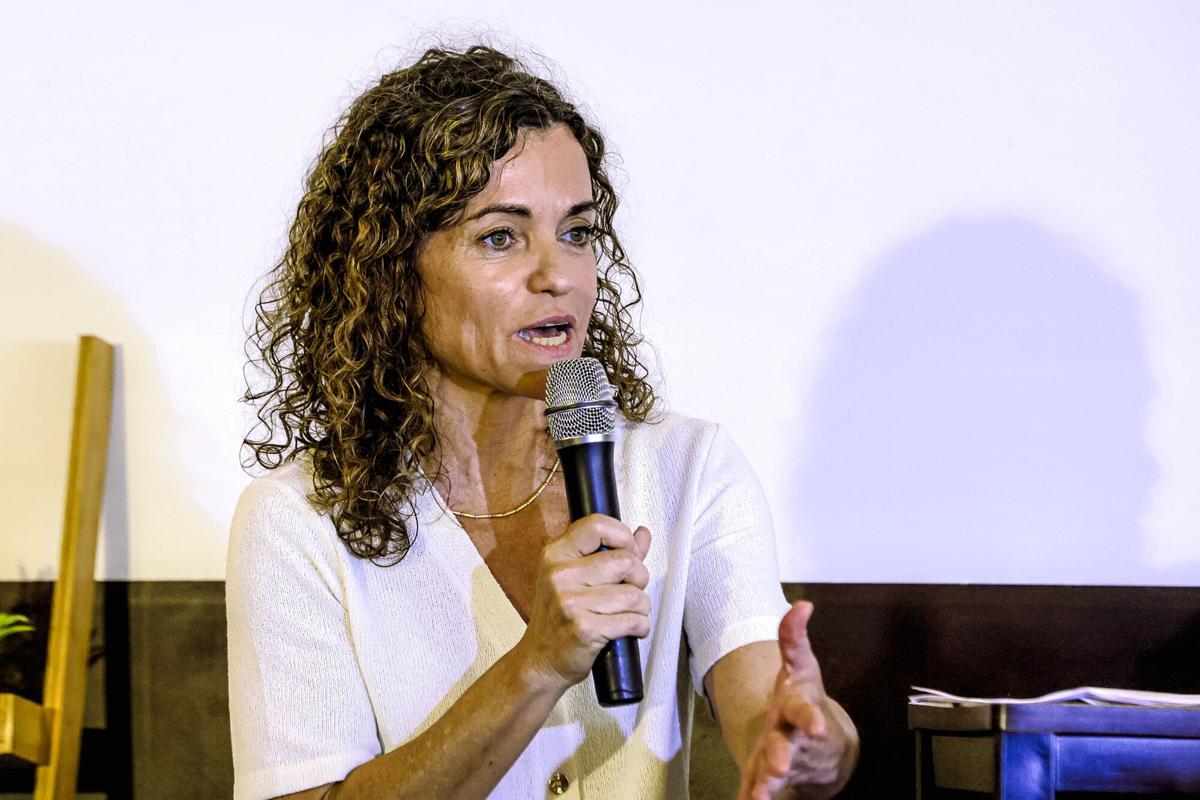 FOTOS | Rosario Sánchez lanza su candidatura en el PSIB para disputar el Govern a Prohens: "Baleares vive una inercia dramática"