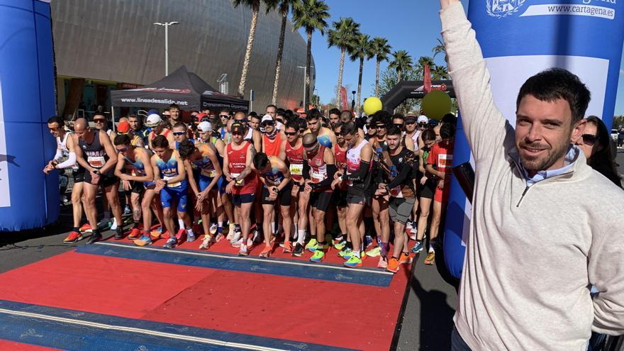 José Antonio Agüera y Llanos García ganan en la Media Maratón de Cartagena