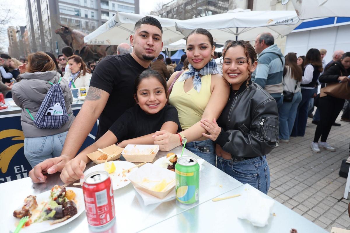 De fiesta en el recinto.