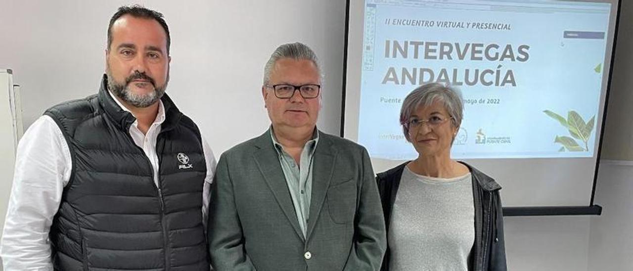 Participantes en la inauguración del Encuentro de Intervegas en Puente Genil.