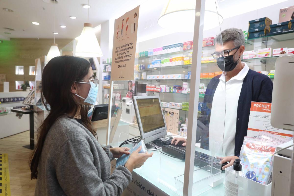 Cuándo y cómo se quitará la mascarilla en interiores en Valencia, Alicante y Castellón.