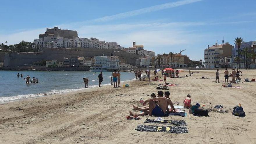 Desescalada en Castellón: Playas de sábado veraniego como anticipo a un domingo de tormentas