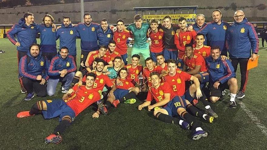 Morante y Baena alzan la Copa del Atlántico sub-18