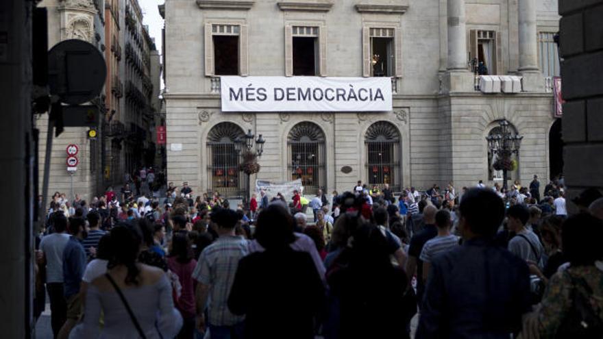 Las protestas independentistas dan un respiro a Barcelona para celebrar la Mercè