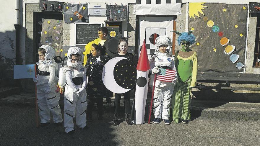 De Bello al espacio: el CRA Alto Aller homenajea a la Luna en su Carnaval