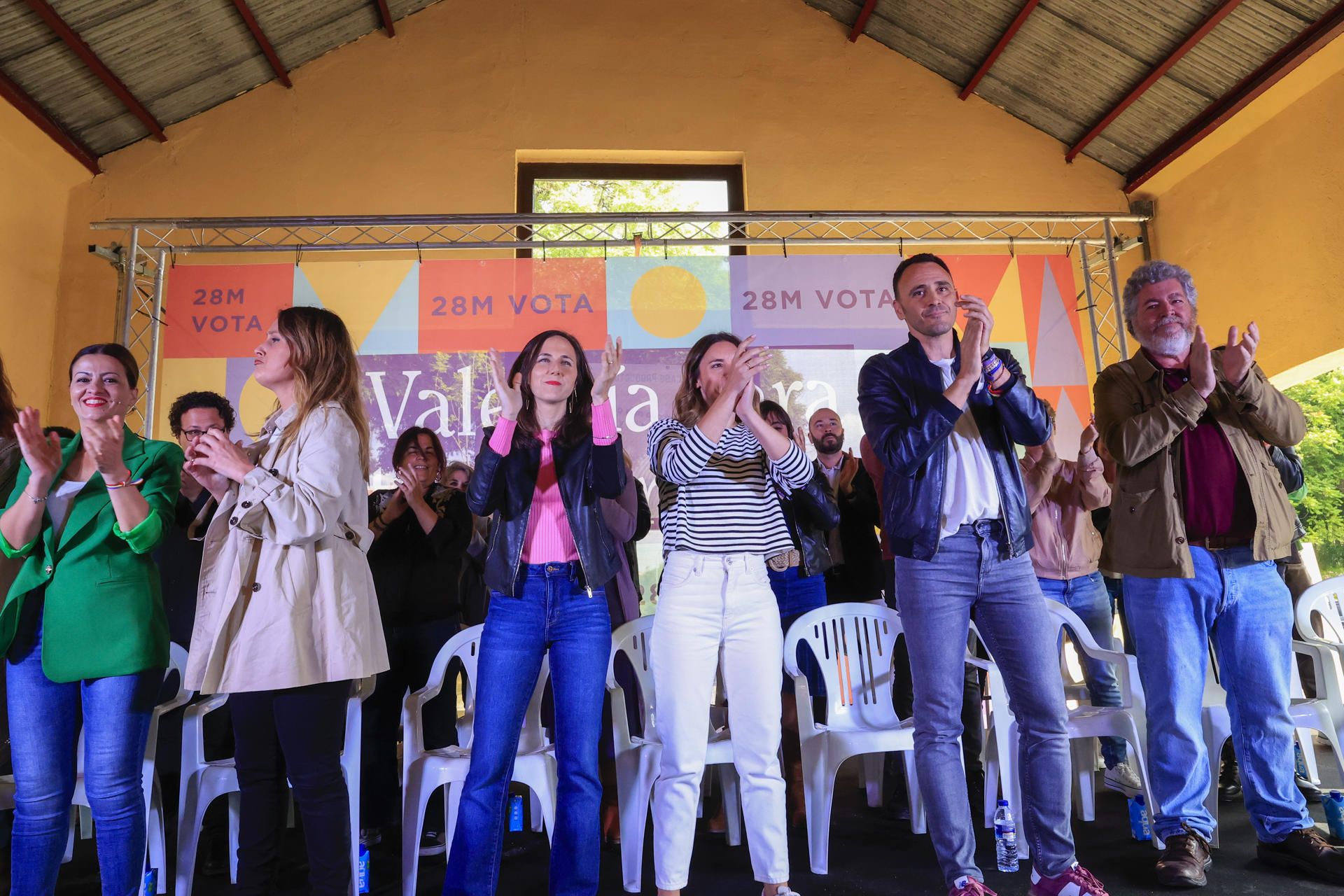 Ione Belarra e Irene Montero, durante el acto de cierre de Campaña de Podemos en Madrid