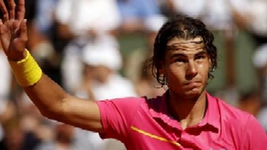 Nadal aumenta revoluciones contra Hewitt y se coloca en octavos