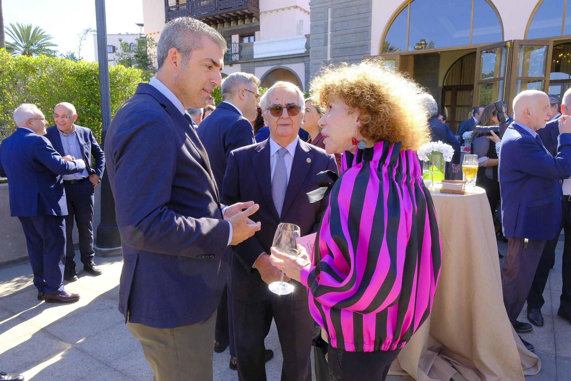Comida navideña de la Confederación Canaria de Empresarios (CCE) en Las Palmas de Gran Canaria