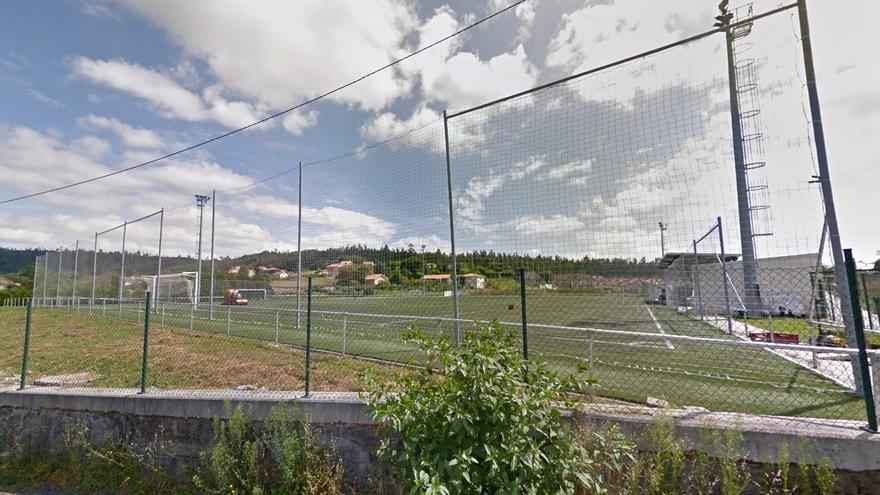 Raxoi da luz verde a melloras nunha escola infantil e en instalacións deportivas