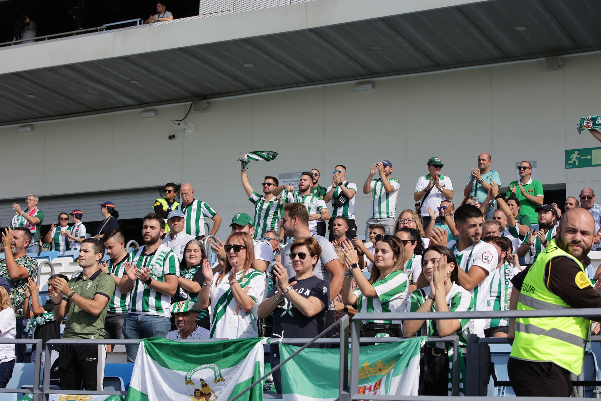 Los aficionados en el Real Madrid Castilla.Córdoba CF