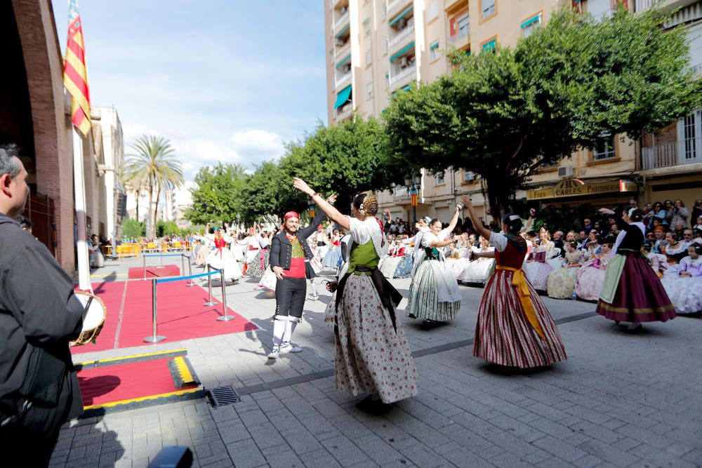 Homenaje a la Senyera de las fallas del Marítimo