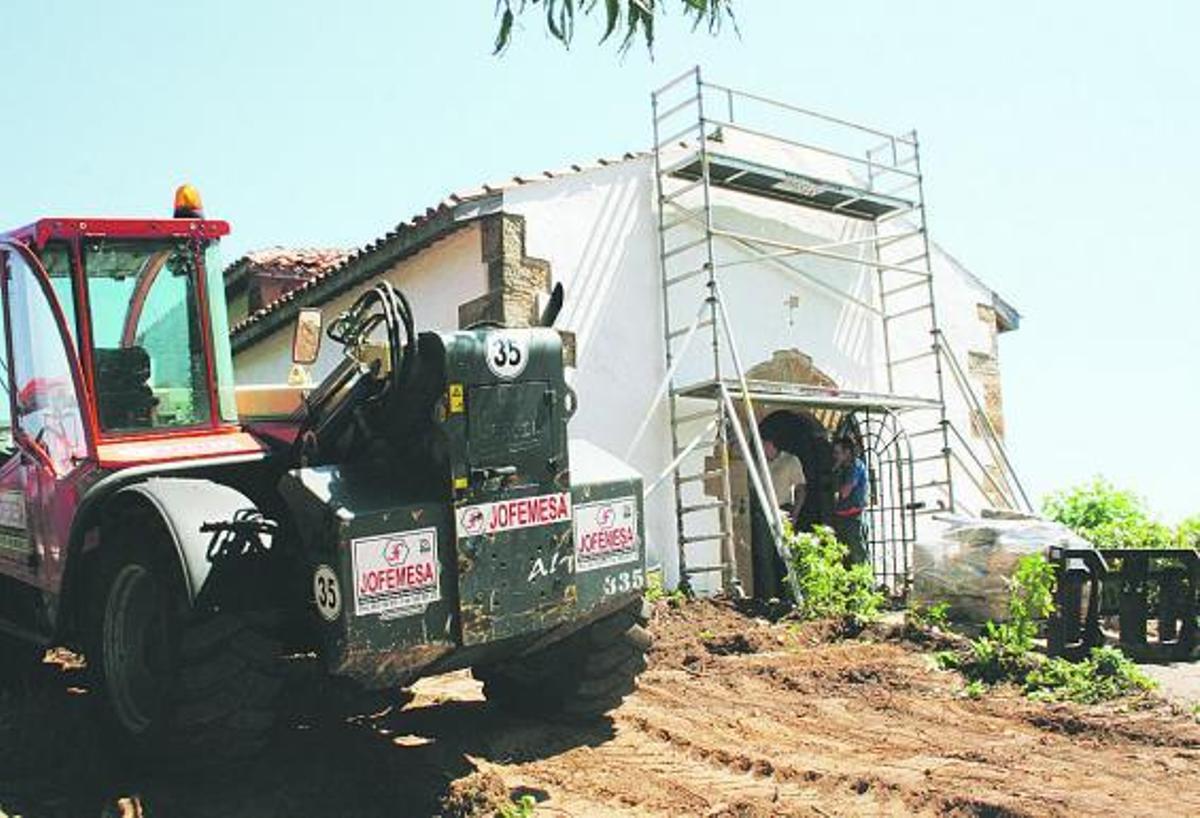 La capilla de San Antonio se mueve