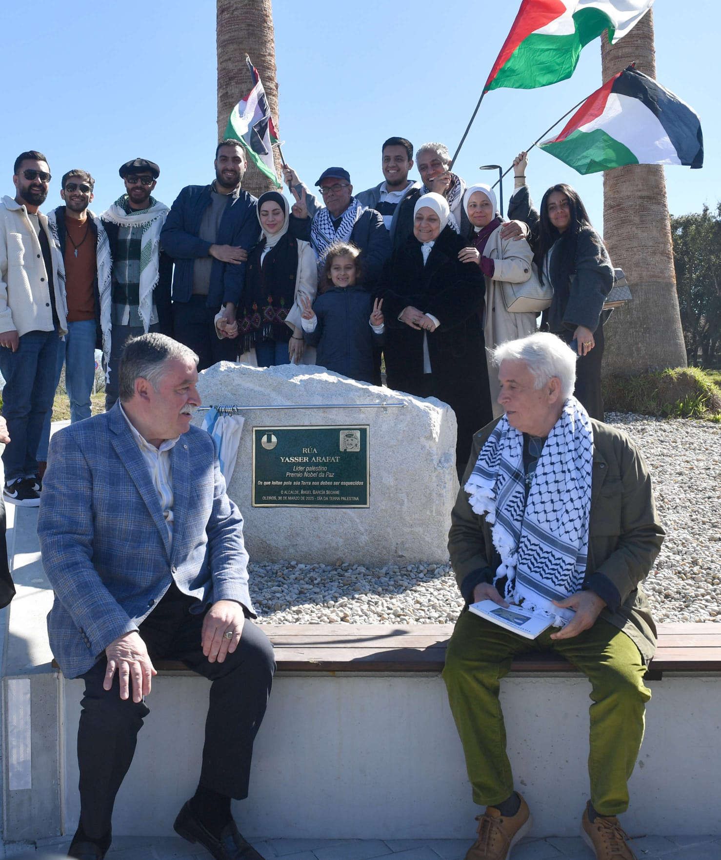 Yasser Arafat xa ten unha rúa en Oleiros