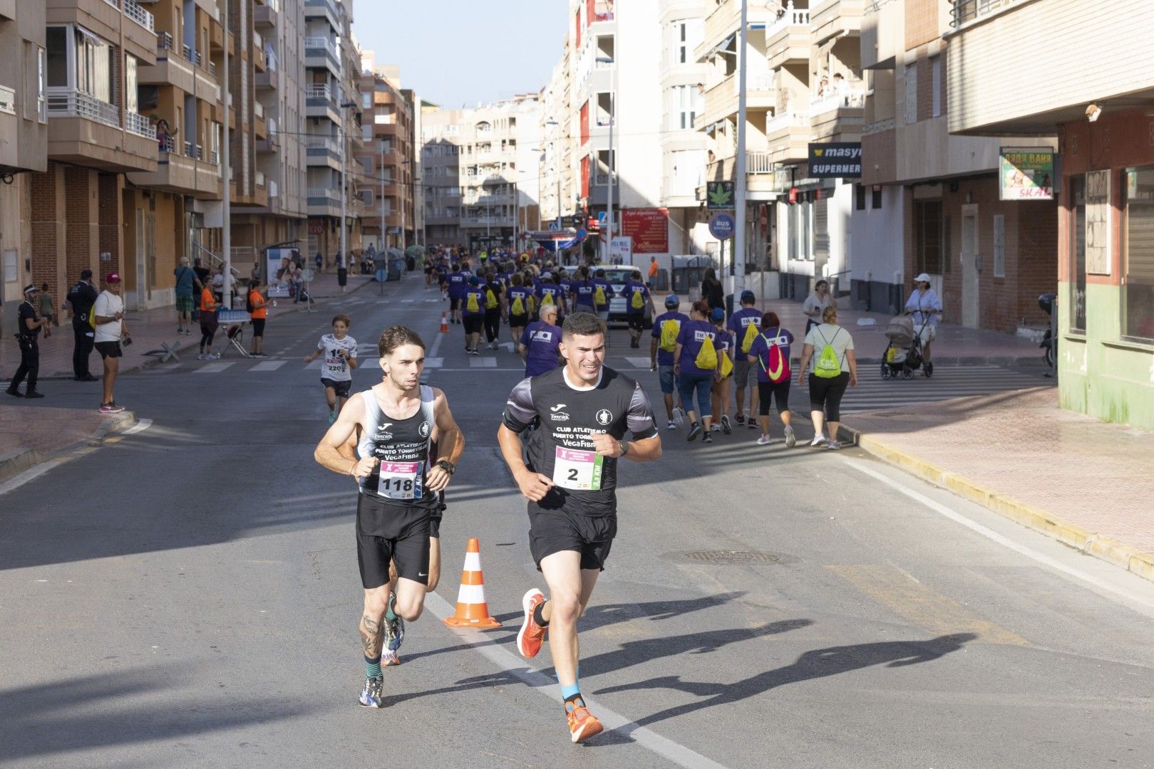Así fue en imágenes una nueva edición de la carrera solidaria de AFA Torrevieja