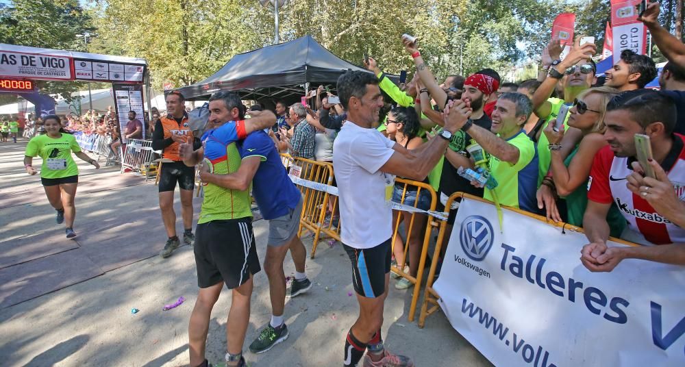 Antonio Teijido y Sonia Amatriain, reyes de las 24 horas de Vigo en categoría individual. ''A Coitelo'', ''Runguerreras'' y ''Bikila Vigo'', campeones por equipos.