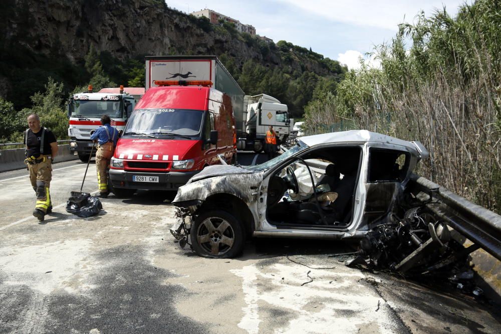 Accident mortal a la C-15, a Capellades