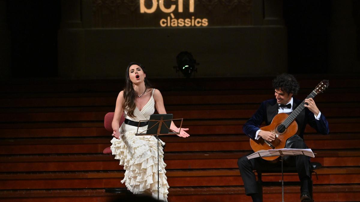 La cantante de ópera Serena Sáenz y el guitarrista logroñés Pablo Sáinz-Villegas