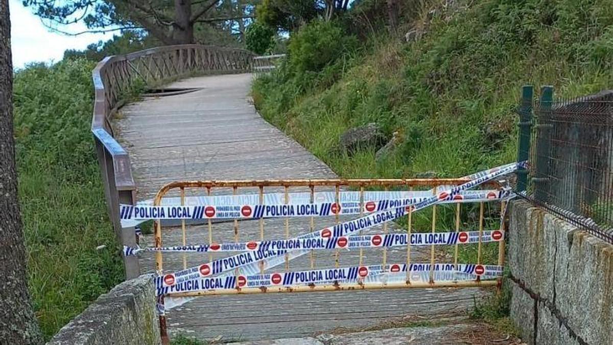 INFRAESTRUTURAS MUROS | Muros esixe a Costas do Estado a substitución integral da pasarela de madeira de Louro