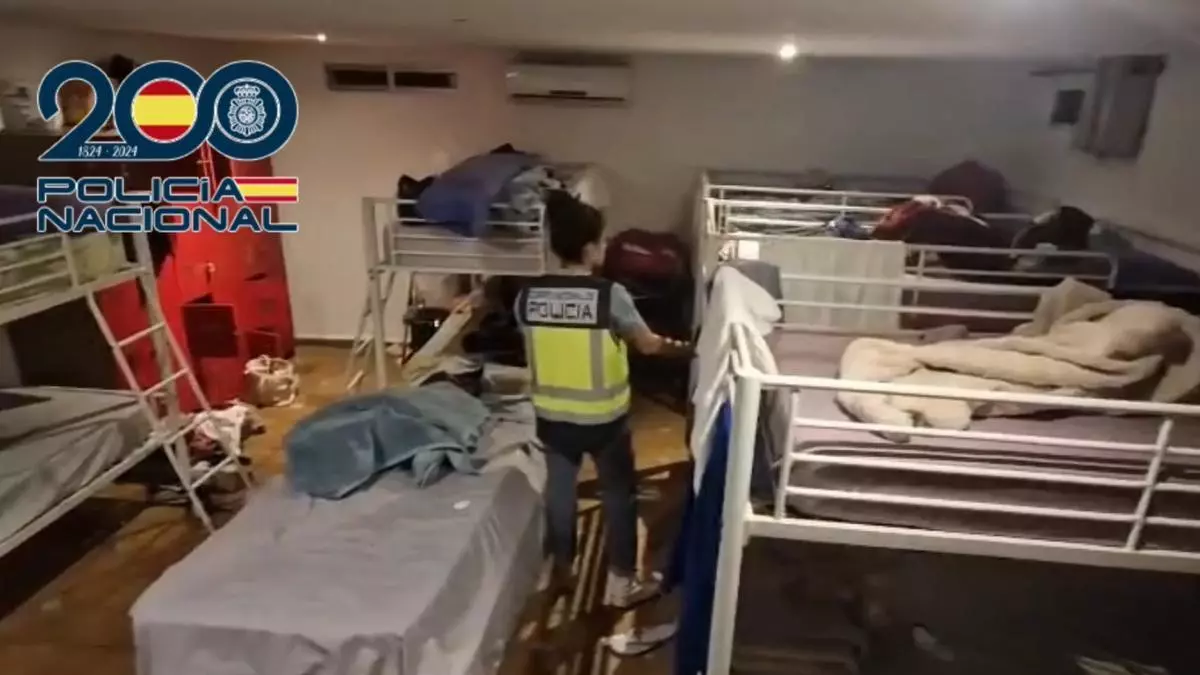 La Policía libera a 19 mujeres explotadas sexualmente en un chalé de Alicante