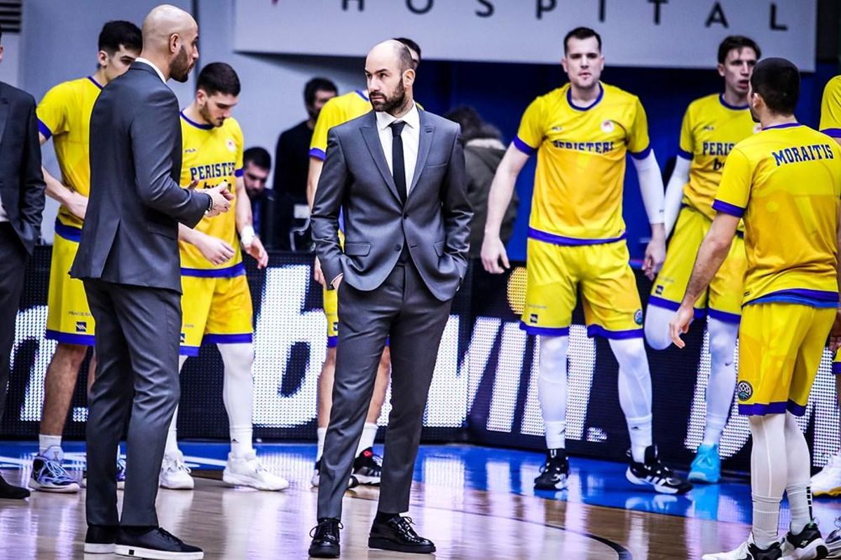 Vasilis Spanoulis es el entrenador del Peristeri.