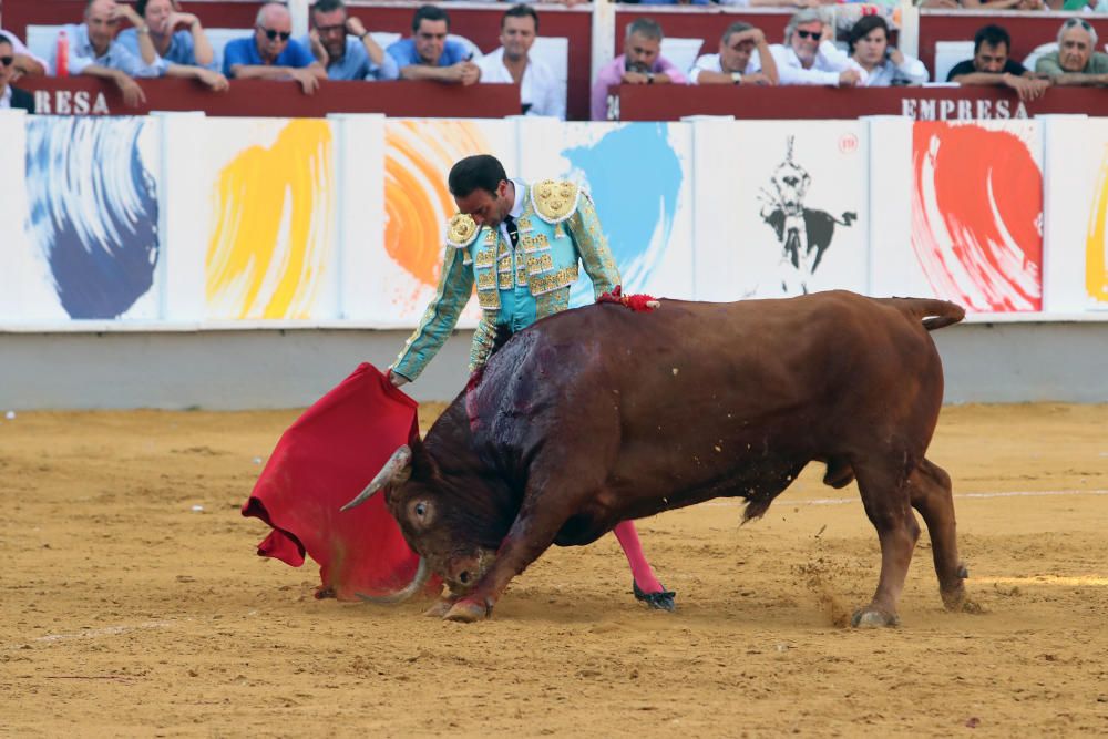 Enrique Ponce corta cuatro orejas