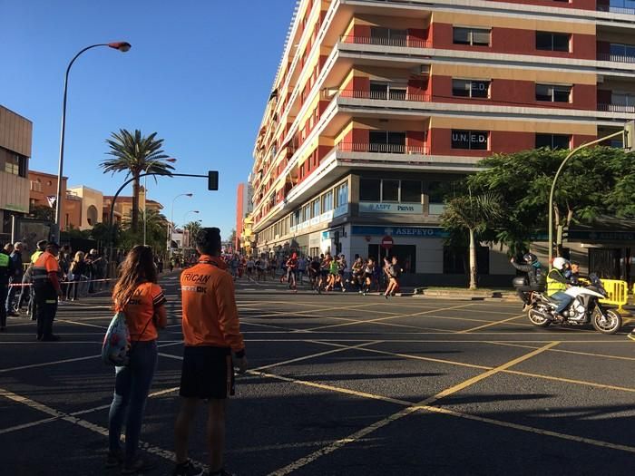 La salida de la HPS San Silvestre desde León y Cas