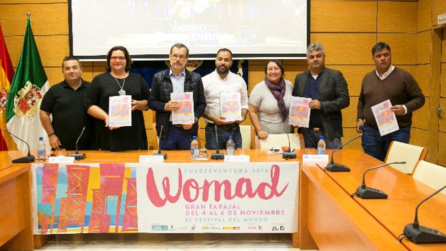 Imagen del acto de presentación del festival Womad 2016 en el salón de actos del Cabildo majorero.