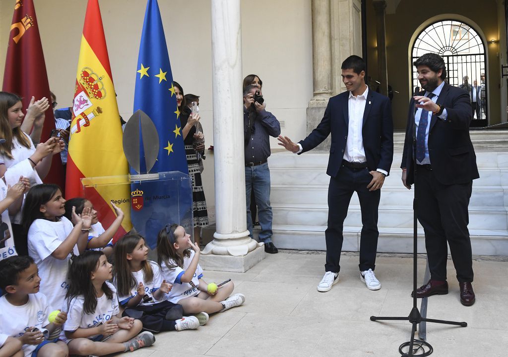 Carlos Alcaraz, en el recibimiento oficial tras su victoria en el Masters de Madrid