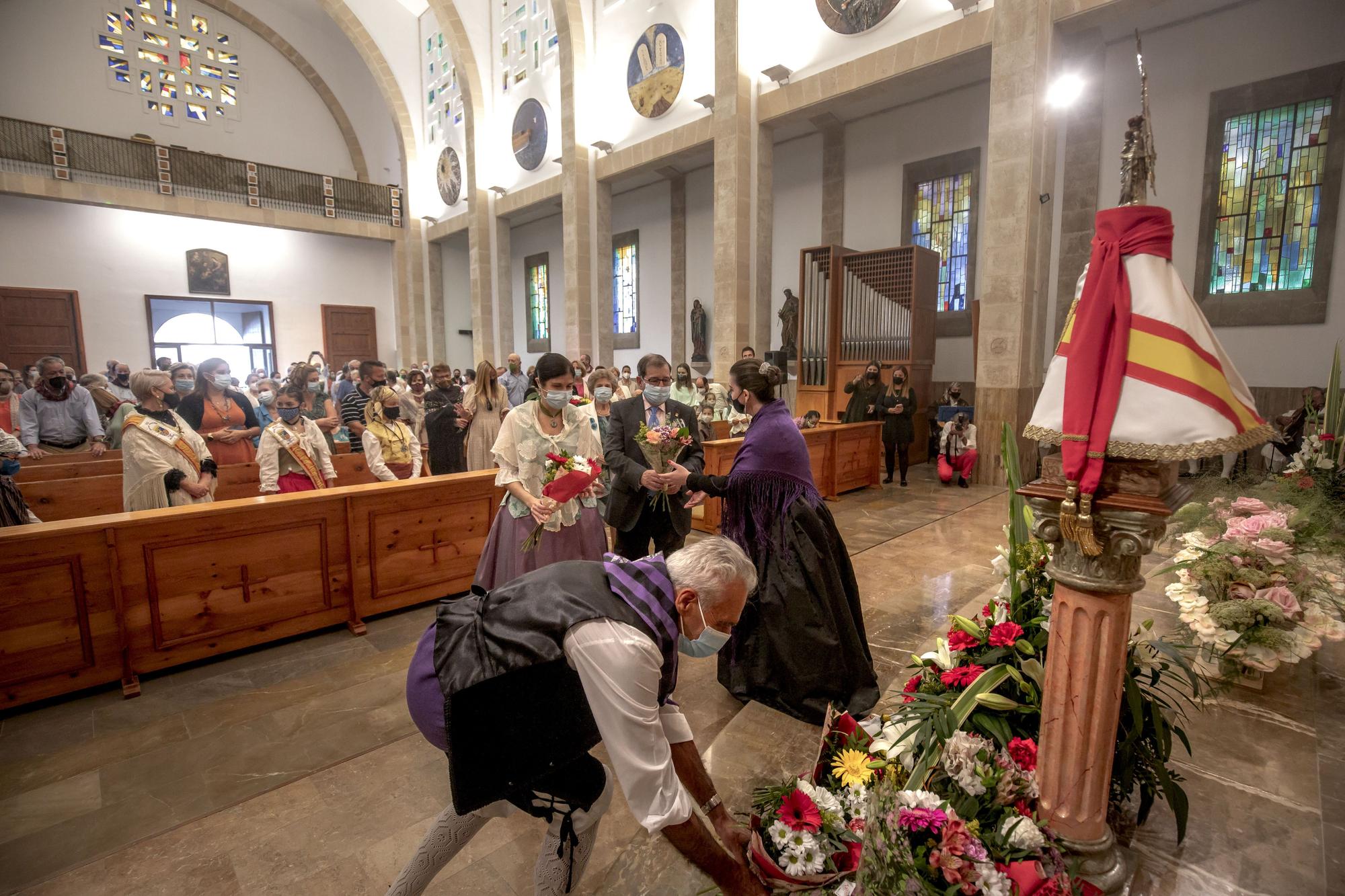 El Centro Aragonés de Mallorca celebra el Día del Pilar con una misa y una ofrenda de flores