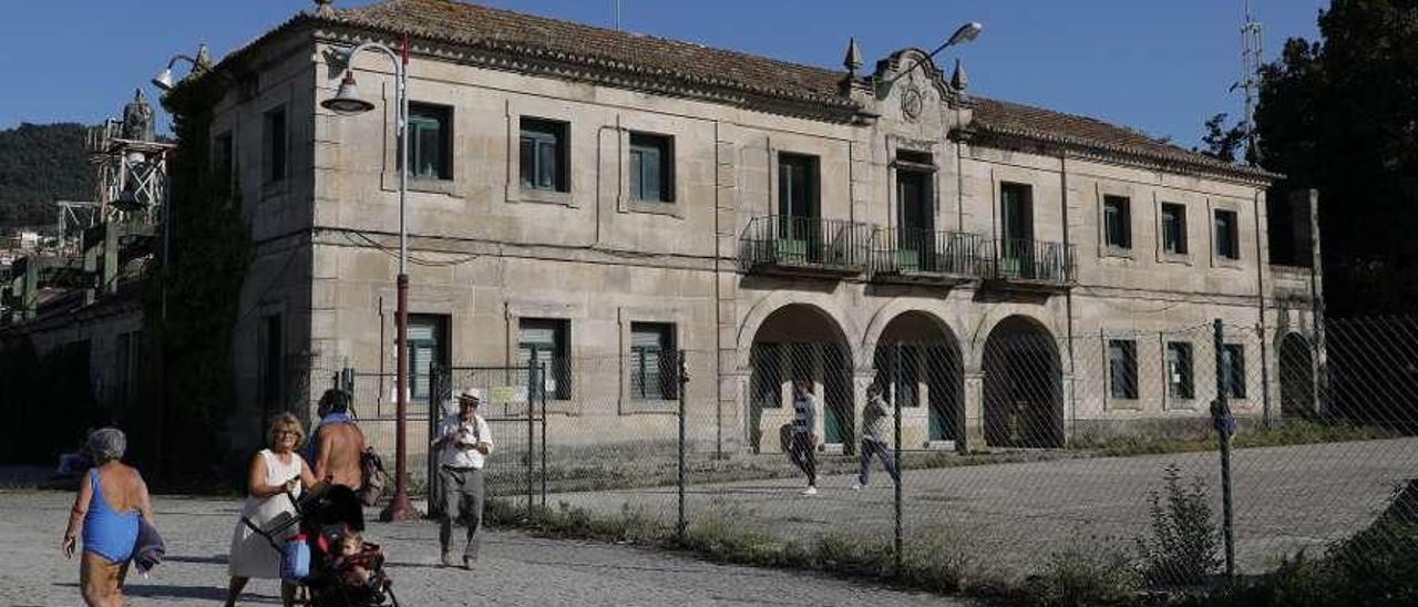 Edificio Kelvin en la ETEA, uno de los inmuebles con más valor arquitectónico del conjunto. // Ricardo Grobas