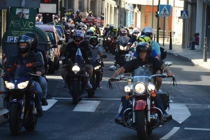 Moaña y el mundo del motor acompañan a Dani Rivas en su funeral