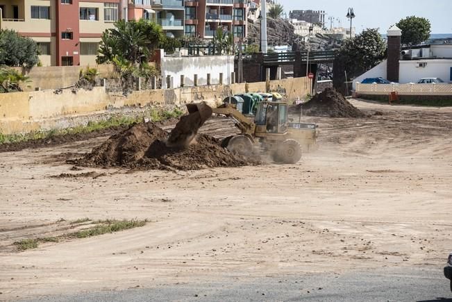 Obras en el antiguo campo de futbol de Melenara