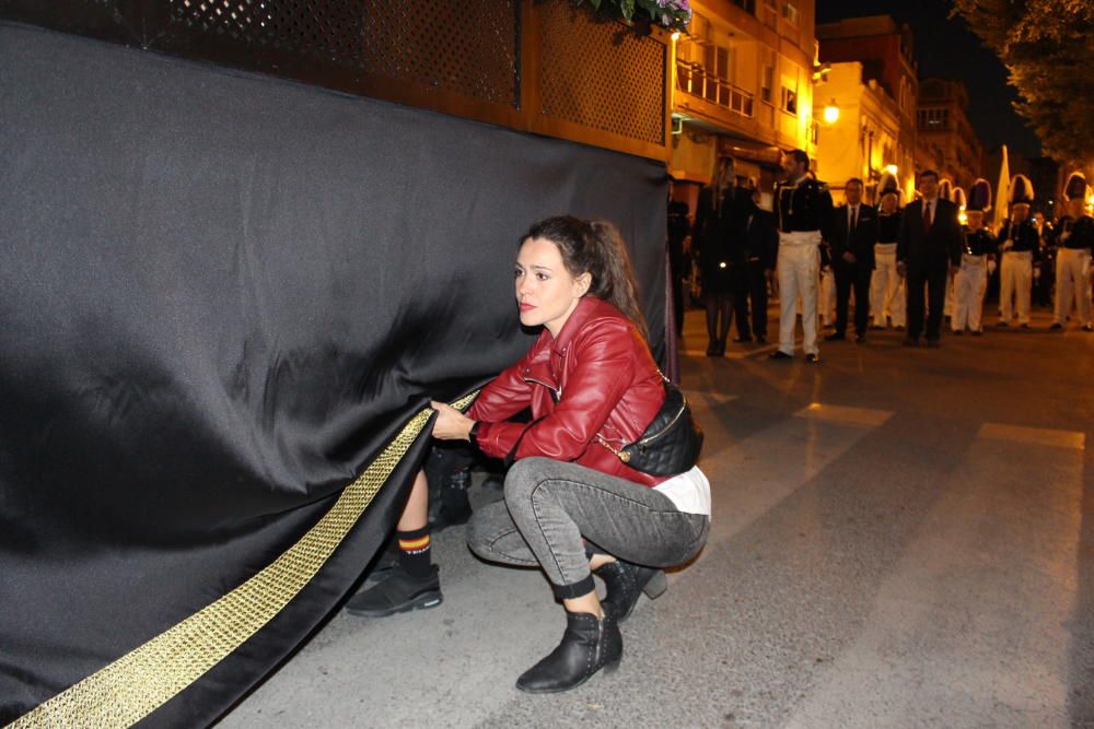 Procesión de la Dolorosa del Cabanyal con los Granaders de la Verge