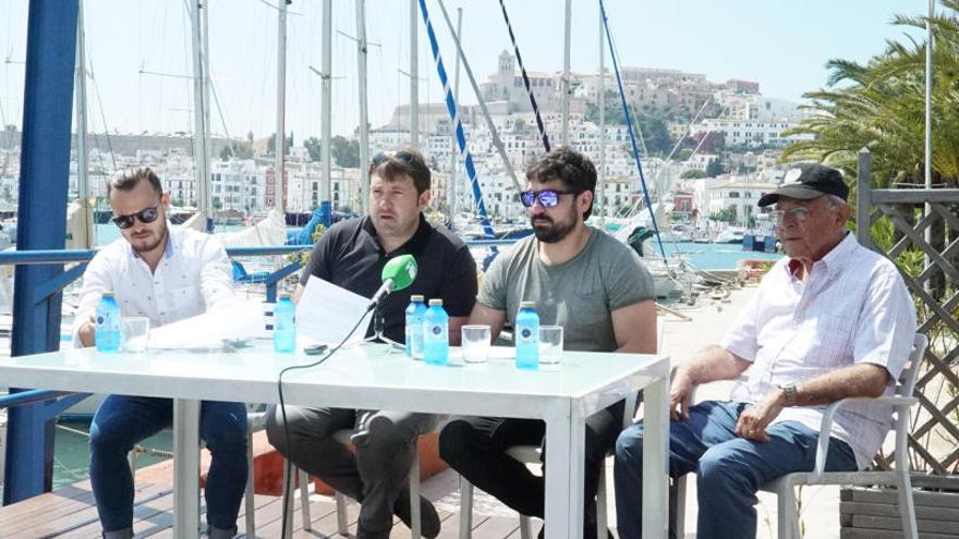 Gómez, Verdera, Perea y Vilás, esta mañana en el Club Náutico de Ibiza.