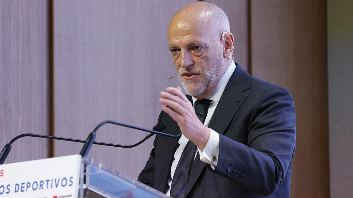 Tebas: "Dani Olmo no debería acabar LaLiga con el Barça"