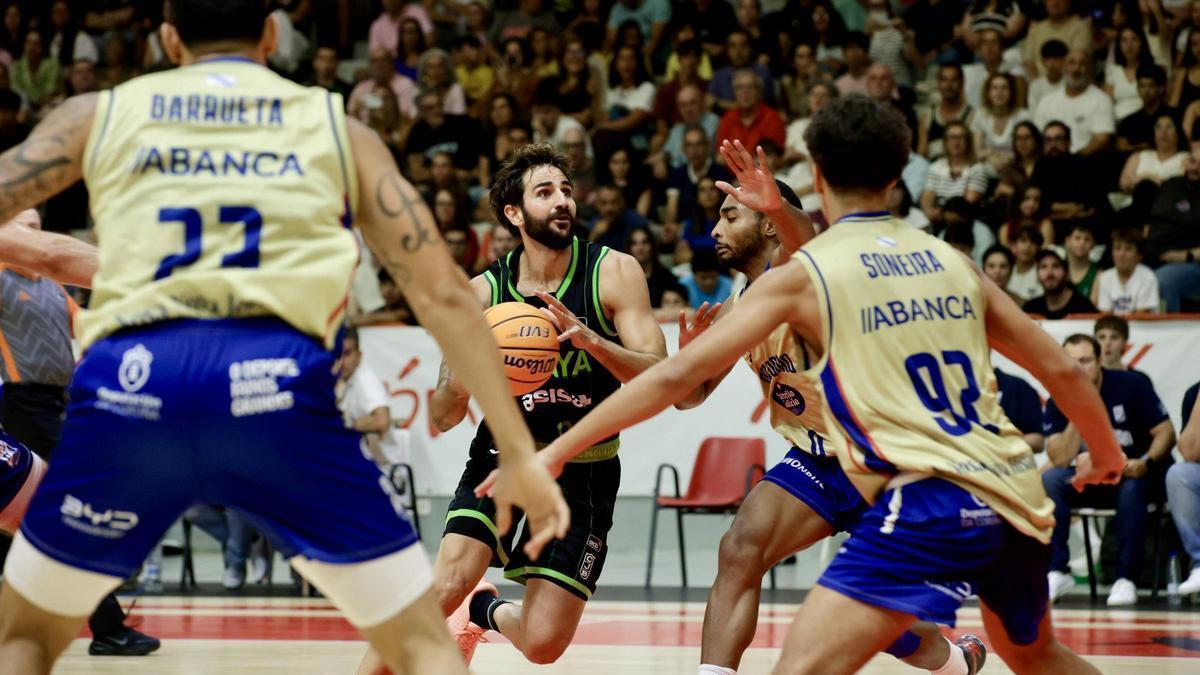 Asturias disfruta de Ricky Rubio en la victoria del Obradoiro ante el Joventut (77-96)