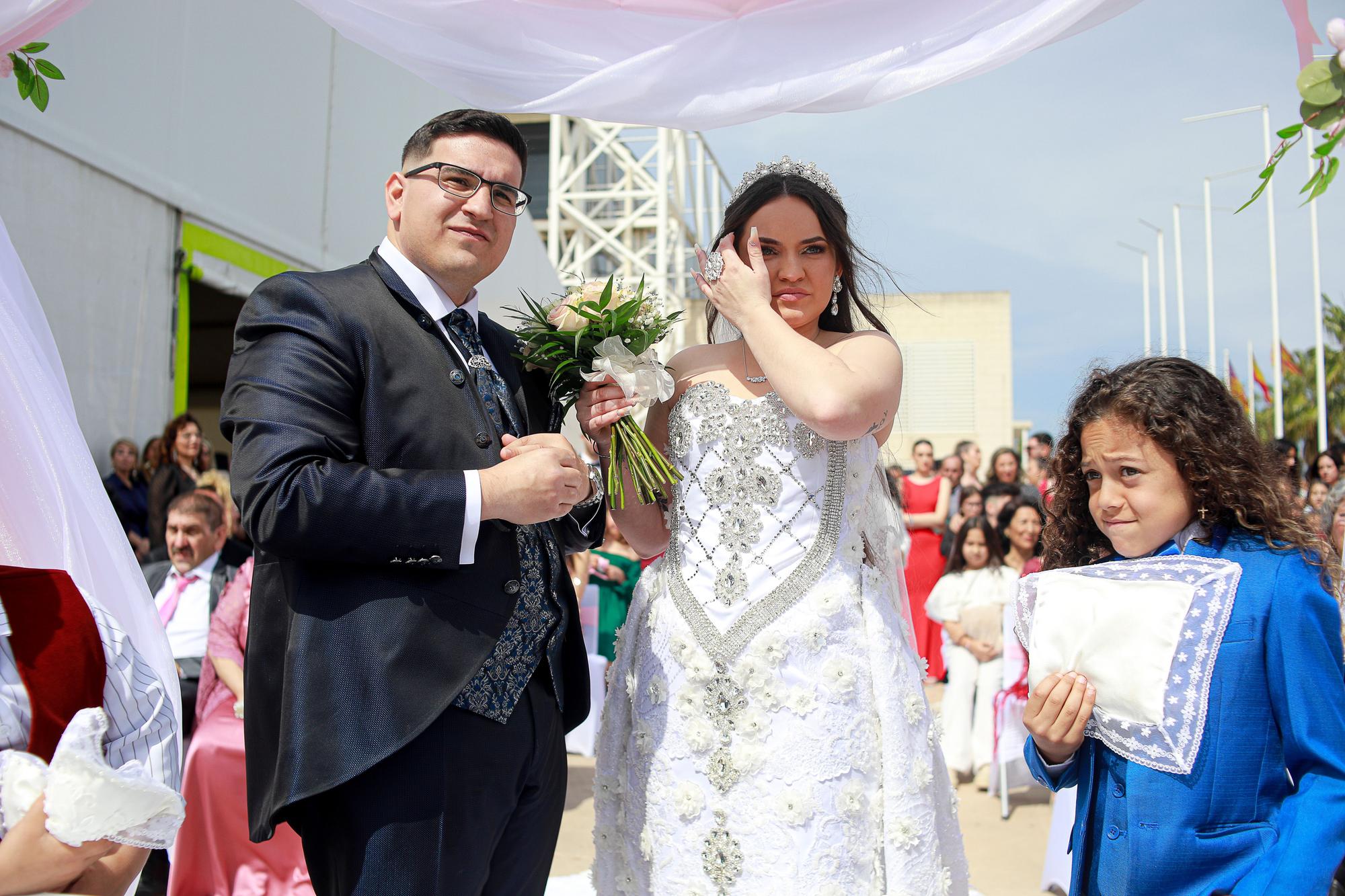 Mira aquí todas las fotos de la gran boda gitana de Lucía y Daniel en Ibiza