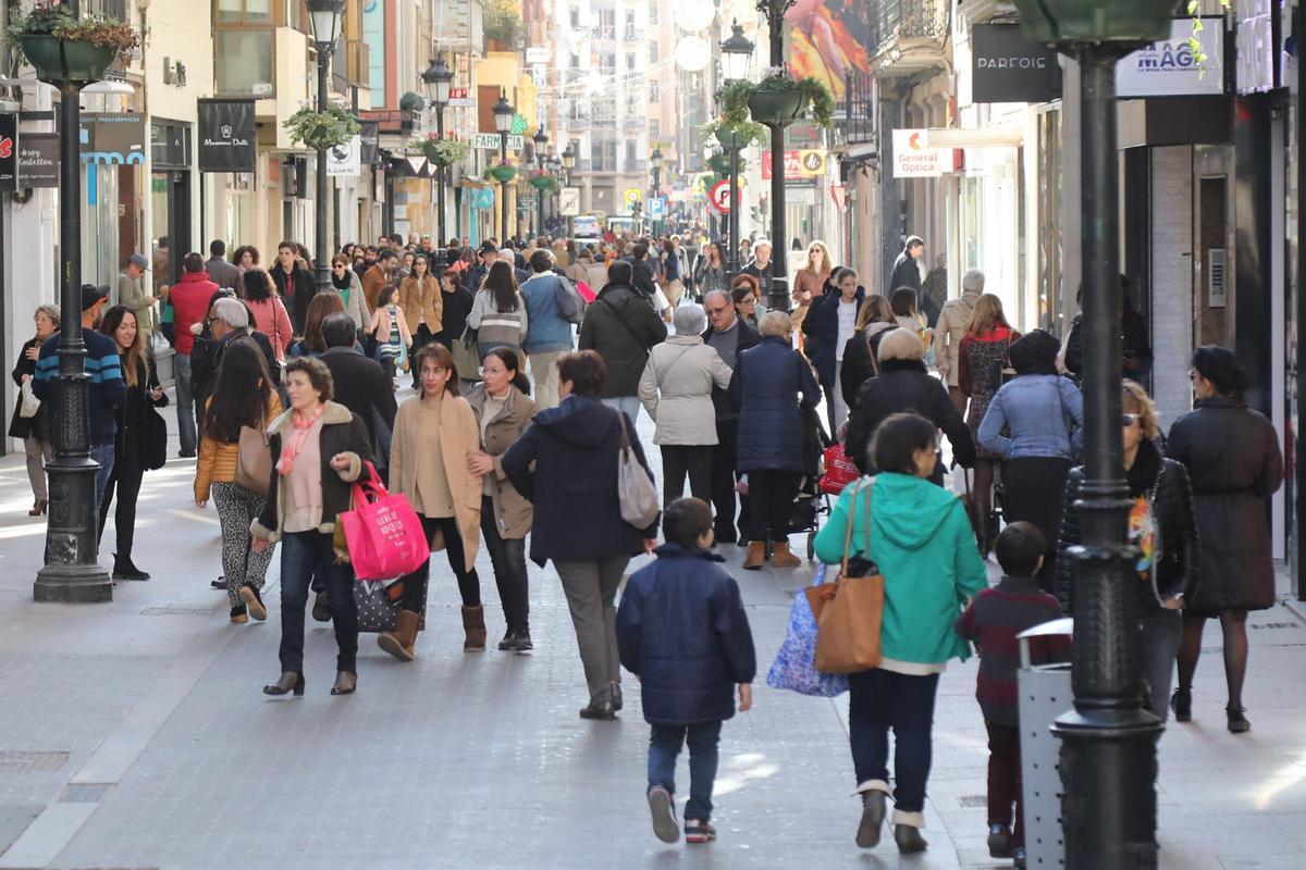 Calle comercial del centro de Castelló.