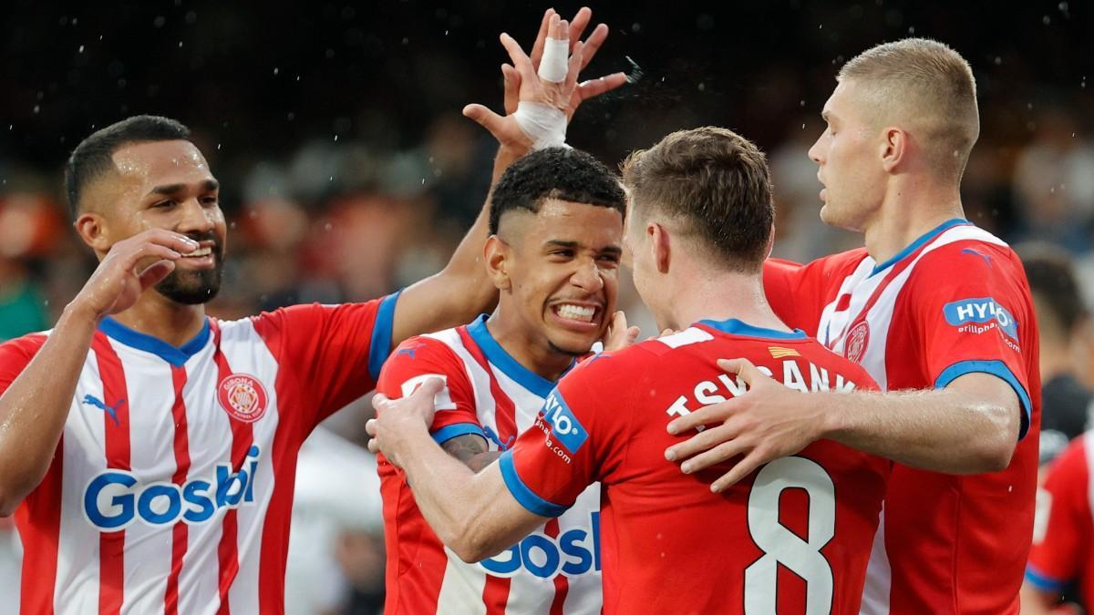 El Girona certificó la tercera posición liguera